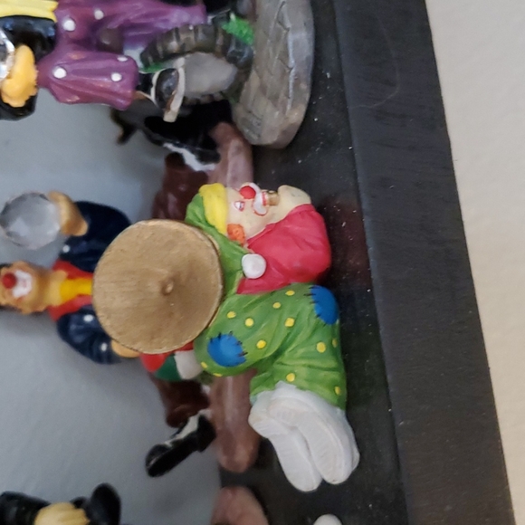 Set of 8 ceremic clowns - Picture 2 of 4